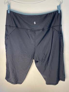 Women Skechers GO WALK High-Waisted Bike Shorts with Pockets